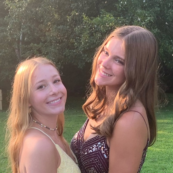 Meet your Posher, Alyson - Picture 1 of 1